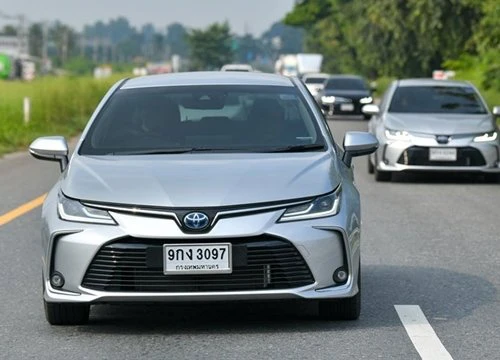 Toyota Corolla Altis 2022 sắp về Việt Nam, có cả động cơ Hybrid