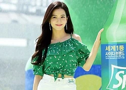 Từng có lúc Jisoo làm fan không biết nên nhìn vào cái gì trước