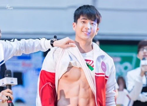 Hot boy Thiên Tài Bất Hảo gây sốc vì sắp đóng đam mỹ, liếc qua danh tính "bạn trai" lại thấy anh đẹp "lật kèo" không nổi rồi?