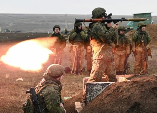NATO nêu quan điểm về can dự quân sự vào Ukraine