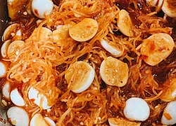 Mách bạn cách làm món đu đủ cà pháo muối xổi chống ngán ngày Tết