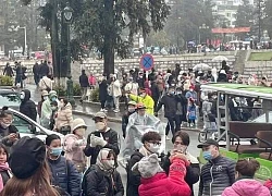 Sa Pa "cháy" phòng nghỉ vì hơn 60.000 người "đổ bộ" du xuân chơi Tết