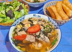 Vì sao người Hà Nội thích ăn bún ốc sau Tết
