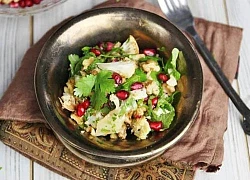 Cách làm salad hạt lựu, bông cải nướng với thịt gà đong đầy hạnh phúc