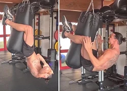 Ibrahimovic tung video tập gym đáng kinh ngạc