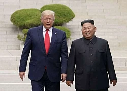 Ông Trump tiết lộ vẫn giữ liên lạc với Chủ tịch Triều Tiên Kim Jong-un