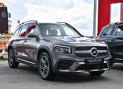 SUV 2 tỷ đồng, chọn Mercedes-Benz GLB 200 hay Subaru Outback?