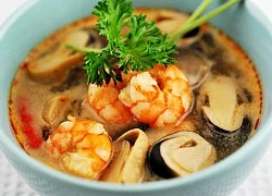 Canh nấm Tom Yum chua cay