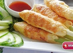 Chả tôm bọc sả nướng chảo thơm lừng gian bếp