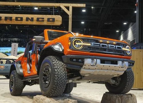 Ngắm Ford Bronco Raptor 2022 "bằng xương bằng thịt" từ 1,5 tỷ đồng