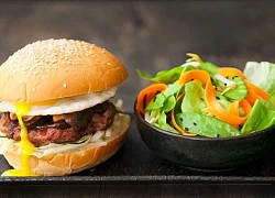 Hamburger thịt heo nướng kiểu mới ngon khó cưỡng