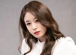 Jiyeon (T-ara) lộ chuyện bị bạn trai &quot;cắm sừng&quot;, sai vặt và bòn rút tiền, đây là tài tử bội bạc bị netizen phẫn nộ réo gọi