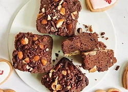 Tự làm bánh brownie tặng người yêu dịp Valentine