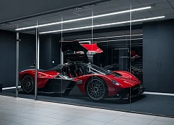 Ngắm siêu phẩm Aston Martin Valkyrie màu Supernova Red tuyệt đẹp