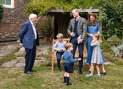 Nhà Công nương Kate tiết lộ lý do đặt tên cho con gái là Charlotte, vợ chồng Meghan liền bị "réo tên"