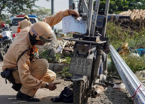 Tài xế "xe nát" ở TPHCM: Biết xe không an toàn, vì miếng cơm nên đánh liều