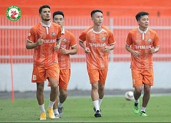 V-League 2022 chốt đơn, 'bom tấn' nổ... nhẹ