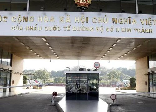 Cửa khẩu quốc tế Kim Thành tạm ngừng xuất khẩu hàng hoá