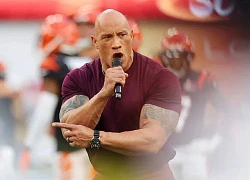 Đằng sau vẻ ngoài cơ bắp của The Rock tại Super Bowl