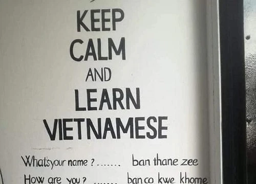 Khách Tây làm hẳn bảng phiên âm Tiếng Việt khiến dân tình cười ngất, lý do ai cũng nói ngọng là đây sao?