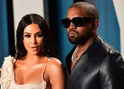 Kim Kardashian hủy theo dõi Kanye West