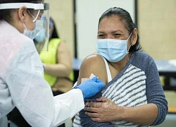 Thành phố New York sa thải trên 1.400 nhân viên chính phủ không tiêm vaccine ngừa COVID-19