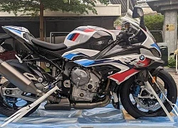 BMW M 1000 RR về Việt Nam, giá từ 1,4 tỷ đồng