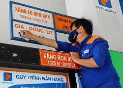 Giá xăng nhập khẩu chưa đến 15k, tại sao bán 25k mà doanh nghiệp vẫn kêu lỗ?