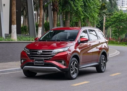 Giá xe Toyota Rush 2022 giảm sâu xả hàng chờ Avanza, Veloz thay thế