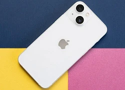 iPhone 14 mất tới 5 năm để....đuổi kịp Android