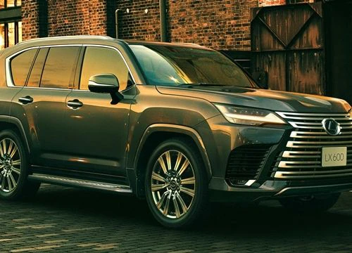 Khách mua Lexus LX 600 phải chờ 4 năm