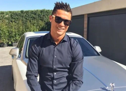 Khám phá bộ sưu tập xe hơi trị giá 522 tỷ đồng của Cristiano Ronaldo