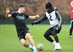 Tierney là 'siêu nhân' không sợ rét ở Arsenal