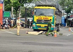 Bình Dương: Nam sinh viên bị xe tải cán tử vong trên đường đi học về, người cha gào khóc đau đớn tại hiện trường