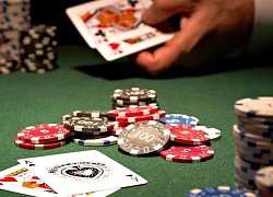 Đà Nẵng: Đột kích khách sạn, triệt xóa ổ sát phạt poker