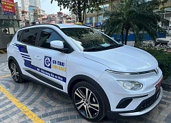 Tài xế chạy taxi ô tô điện VinFast VF e34 đánh giá thẳng thật, chia sẻ chi phí, số tiền thu được ngày đầu tiên