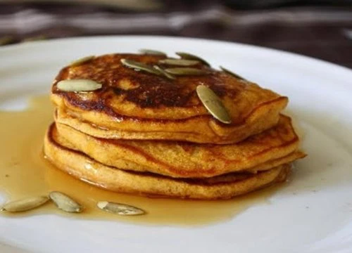 Bánh pancake bí đỏ