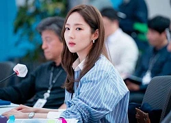 Cách phối đồ công sở của Park Min Young