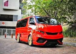 Chiếc taxi Toyota HiAce điên rồ lấy cảm hứng từ Lamborghini