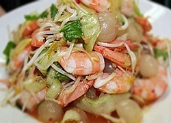 Salad tôm nhãn độc đáo