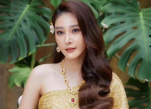 Cả showbiz Thái hướng về mỹ nhân Chiếc Lá Bay bị mất tích: Baifern cầu nguyện, Nine Naphat cùng nữ hoàng Tbiz lo lắng tột độ