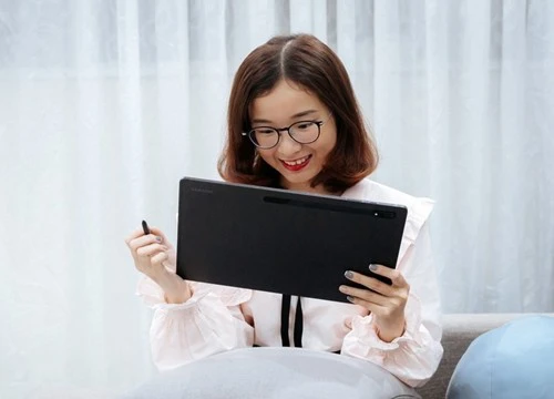 Một tuần dùng Galaxy Tab S8 Ultra thay laptop