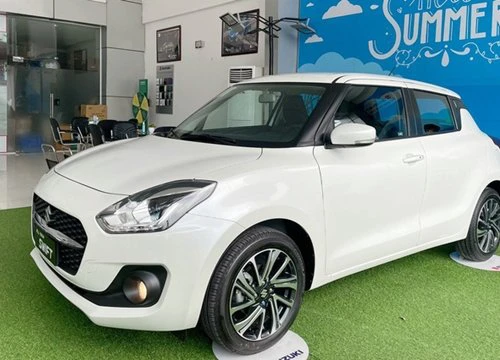 Suzuki Swift dọn kho giảm giá mạnh còn 505 triệu đồng, quyết vực doanh số trước 'cơn bão' xe hạng B