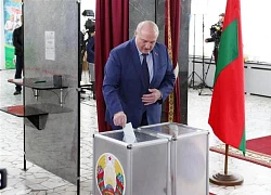 Tổng thống Belarus xác nhận điều thêm quân đến biên giới Ukraine