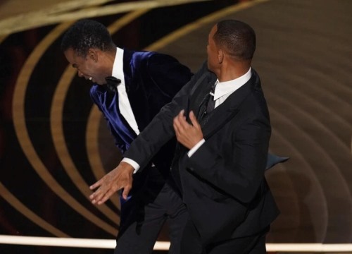 Nghi án Will Smith dàn dựng tinh vi màn choảng Chris Rock trên sóng live Oscar, "thám tử mạng" ra tay bóc trần ngay và luôn