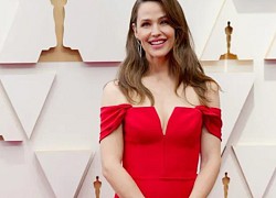 Váy áo hàng hiệu càn quét thảm đỏ Oscar 2022