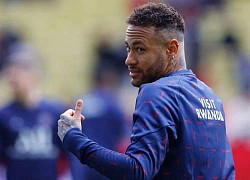 PSG giữ được Neymar, khó đưa Kante trở lại Pháp