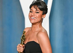 Sao nữ đồng tính lập kỷ lục tại Oscar 2022