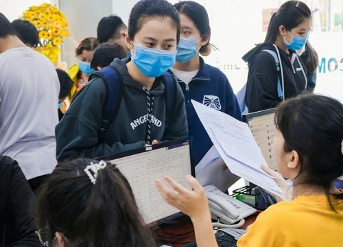 Chặn "xé rào" trong tuyển sinh