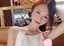 Mặc đồ mát mẻ, khoe khe ngực quyến rũ khi livestream ngoài trời, nữ streamer từ chối làm quen trai lạ với lý do "nhìn không xứng"